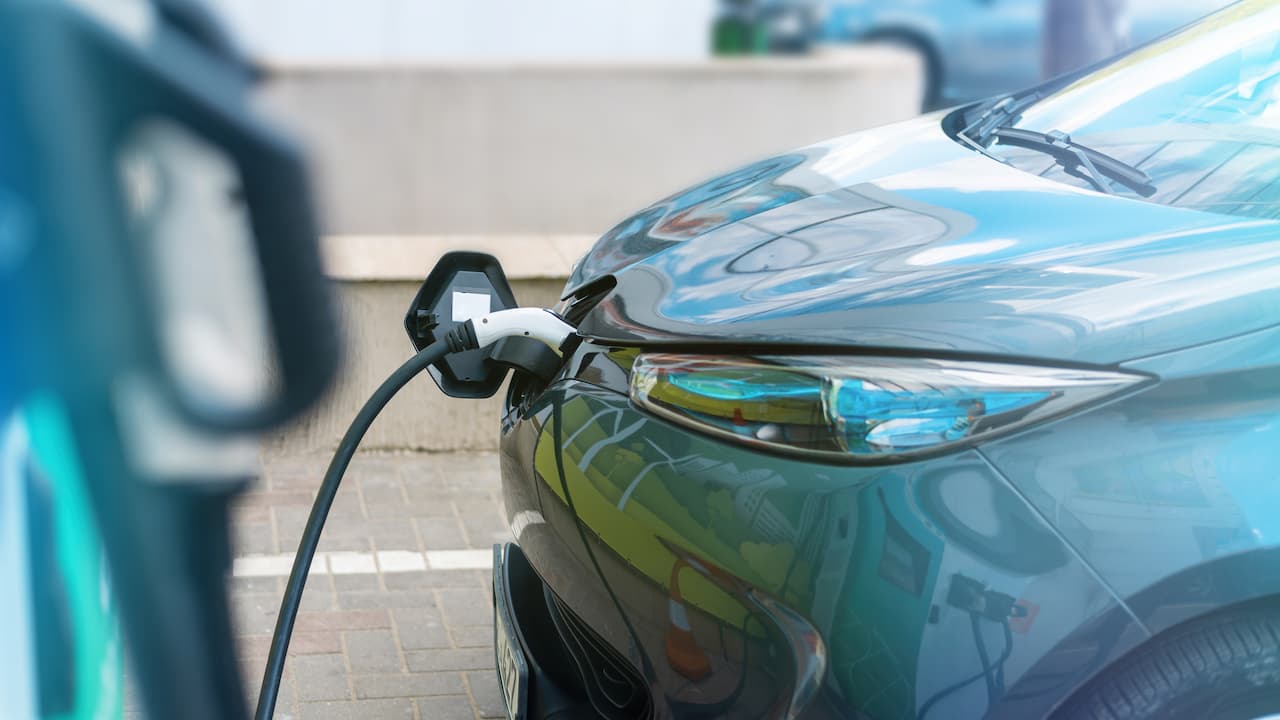 renault zoé électrique en charge